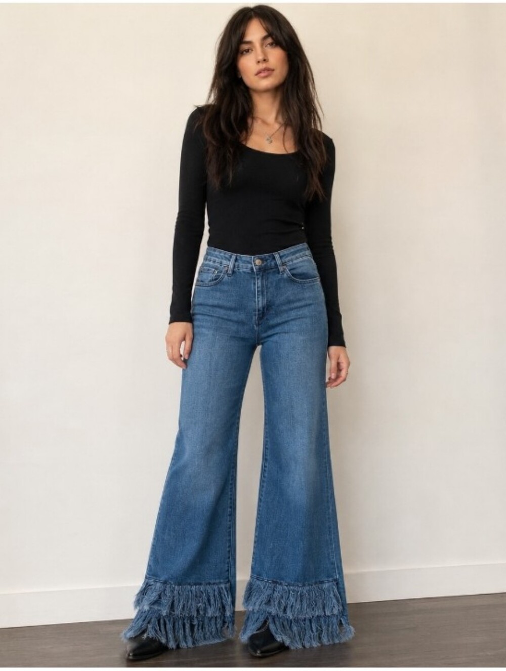 Tractr Blue Wide Leg Jeans Size 8/29 Layered Fringe Hem Boho Festival